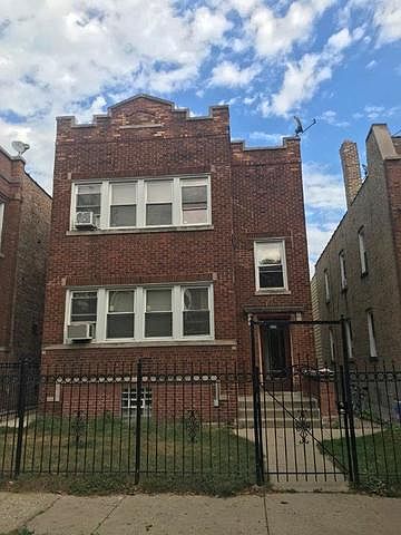 1st image of 6235 N Oakley Ave #1