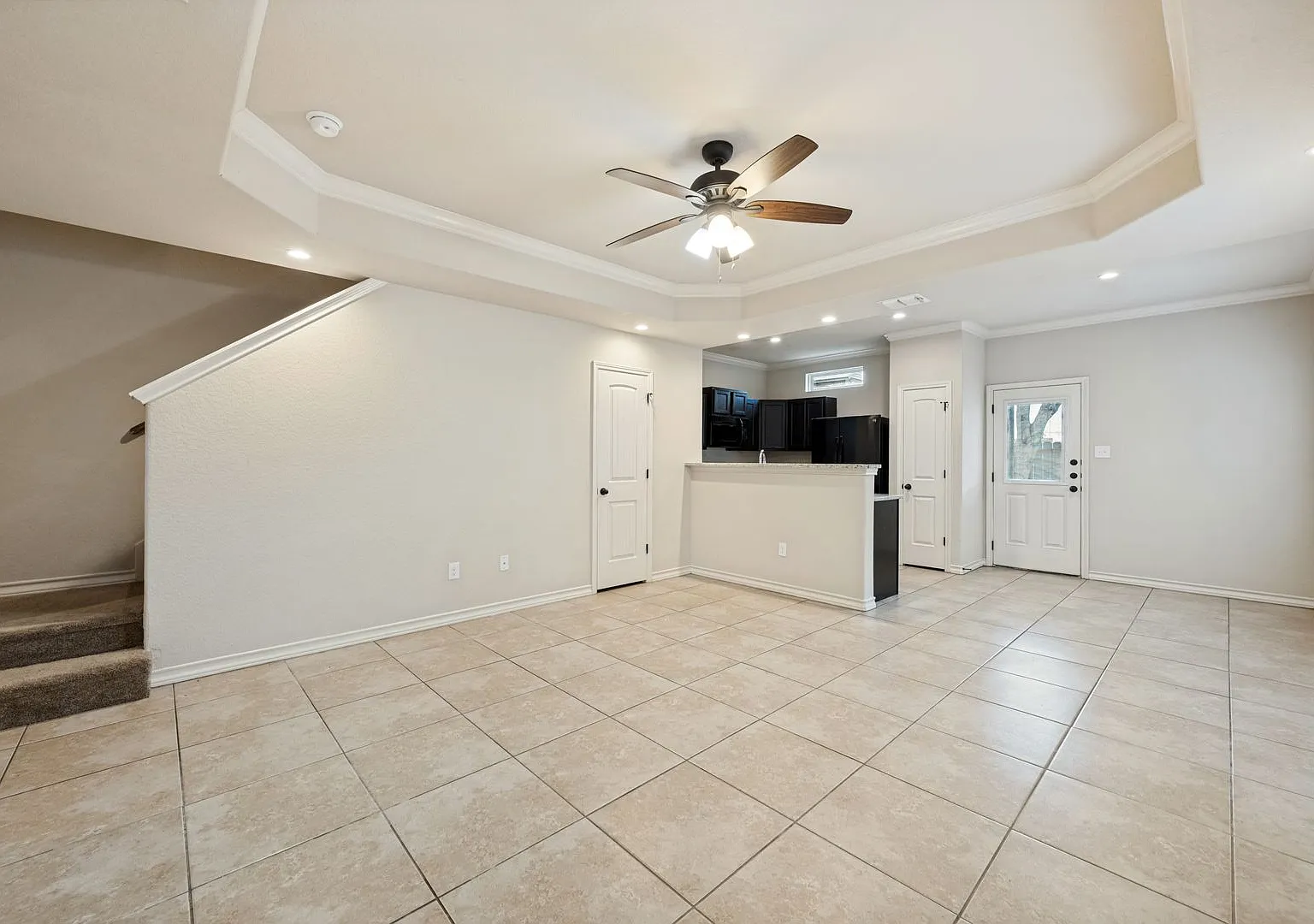 7042-LD — Photo 2