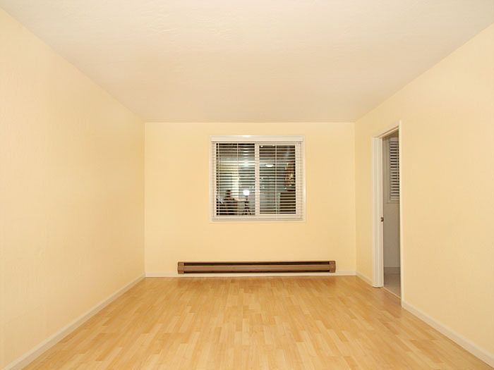 2nd image of 670 Live Oak Ave APT 13