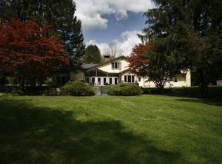 205 Cascade Rd, Stamford, CT 06903