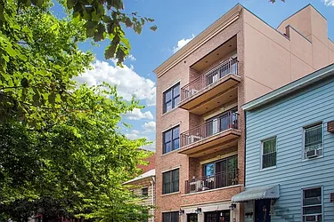 114 India Street in Greenpoint