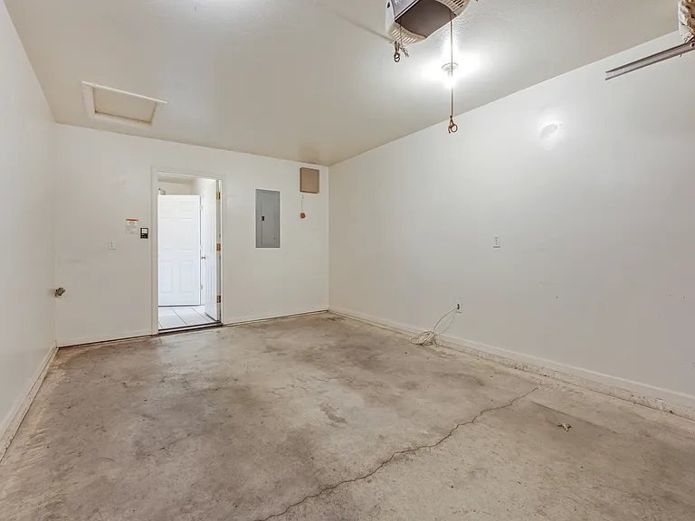 3410 Lehi Cir — Photo 9