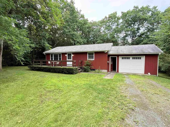 101 Cemetery Road, Putney, VT 05346