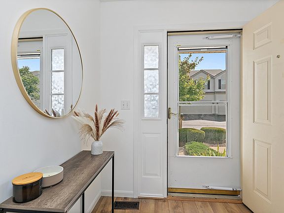2nd image of 3235 Sonoma Ct