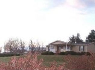421 Rocky Springs Rd, Taylorsville, NC 28681
