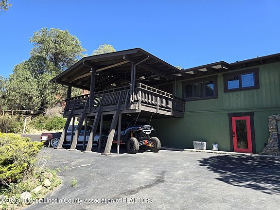 3rd image of 213 High Loop Dr
