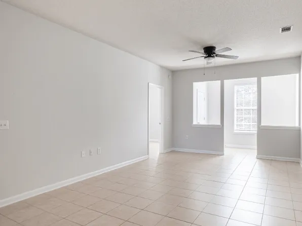 College Street Station Apartments