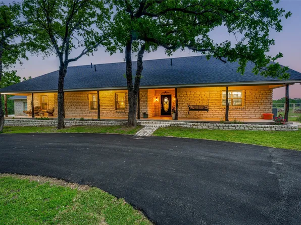 701 Dean Rd, Weatherford, TX 76087