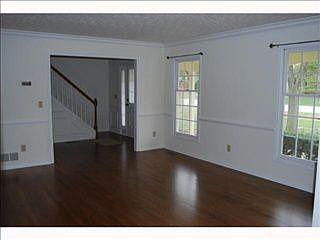 2nd image of 5545 Dumfries Ct E