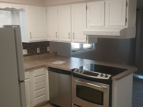 5th image of 3143 Stinson Blvd