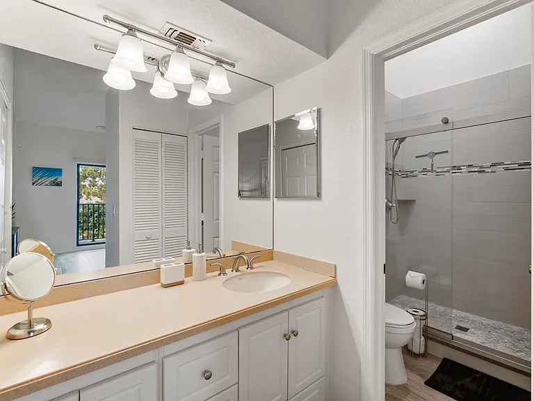 61 Emerald Woods Dr #D2 — Photo 31
