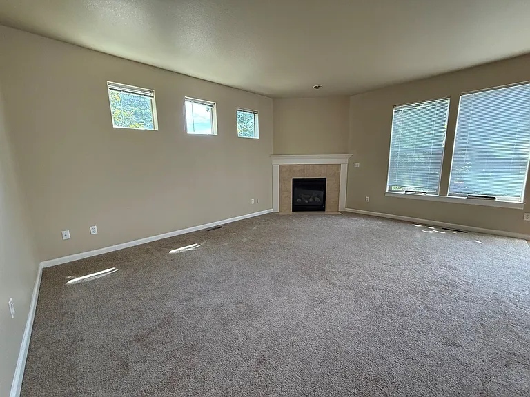 20604 Sister Ln — Photo 2