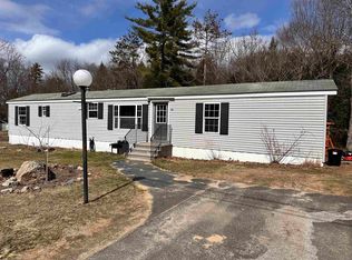 90 Spruce Drive, Farmington, NH 03835