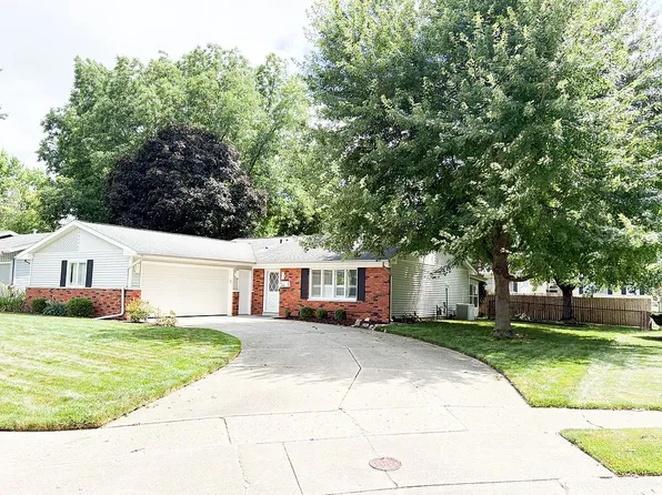 266 Stutely Ln, Springfield, IL 62704
