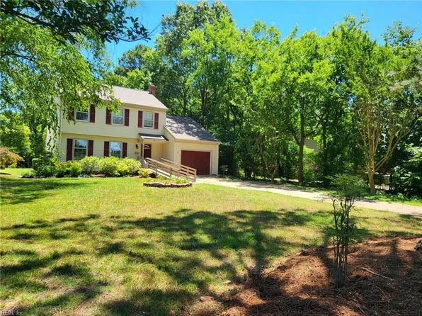90 Hampton Roads Ave, Hampton, VA 23661