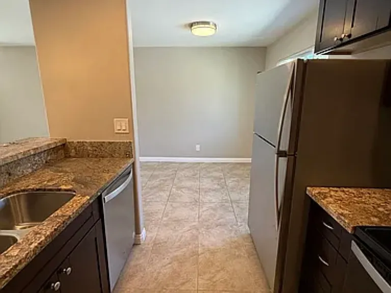 4590 Date Ave #7 — Photo 3