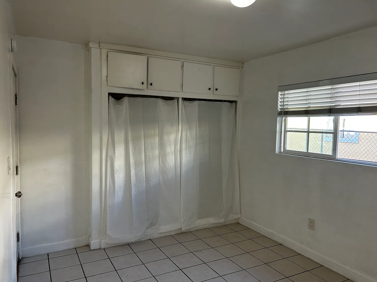 1 bed, 130 sqft, $850 — Photo 1