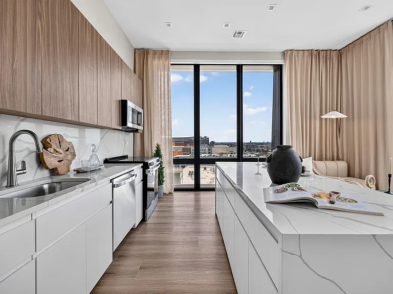 300 Washington St #9G — Photo 8
