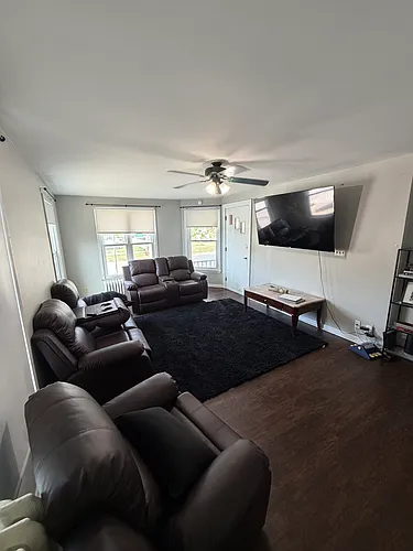 5 Pleasant Ave #UPPER Photo 1 5 Pleasant Ave #UPPER Photo 1