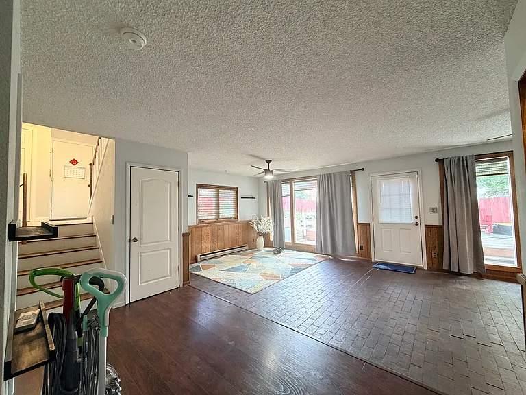 2140 Reynolds St — Photo 13