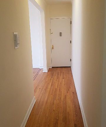 3rd image of 175 Hawthorne St APT 6A
