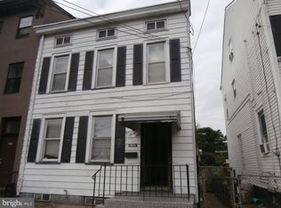 235 Centre St FLOOR 2, Trenton, NJ 08611