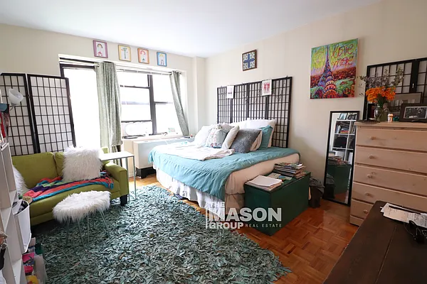 Rented by Mason Group LLC | media 28