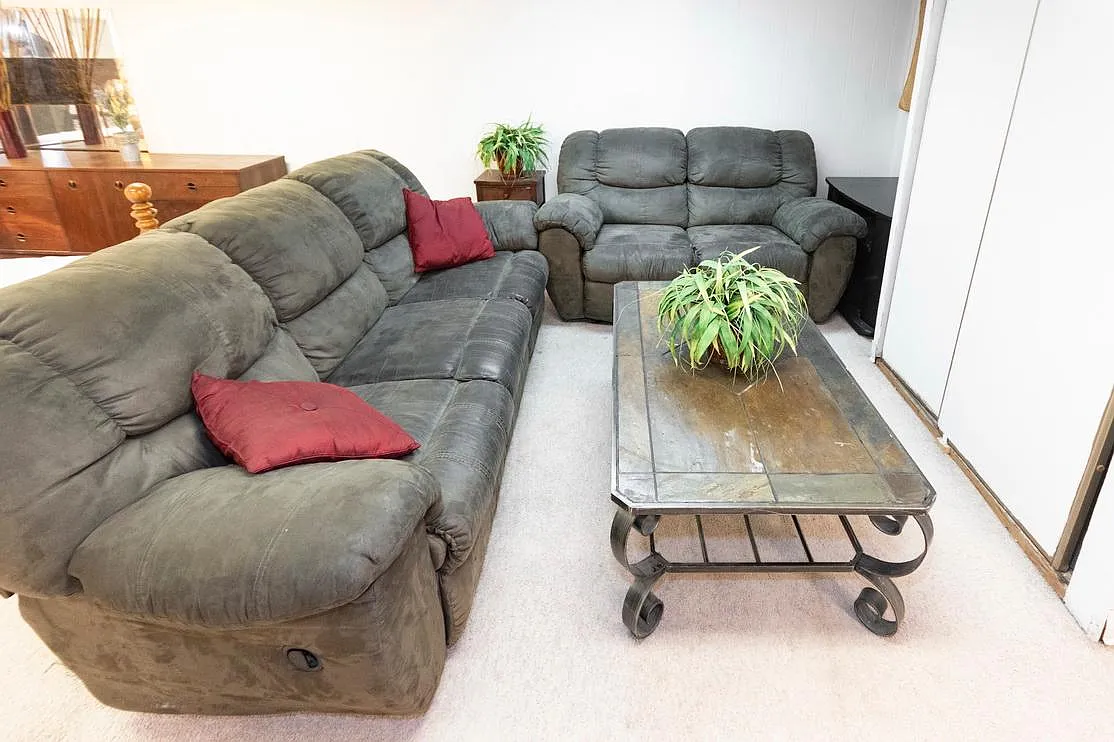 Studio, 850 sqft, $1,325 — Photo 3
