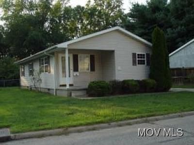 1st image of 2713 Linden St
