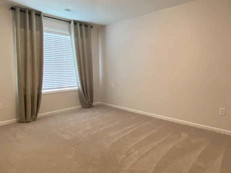 221 Scenic Rd — Photo 25