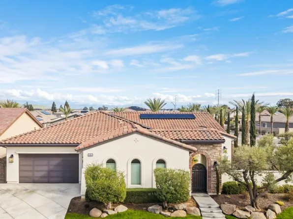 11072 N Valley Dr, Fresno, CA 93730