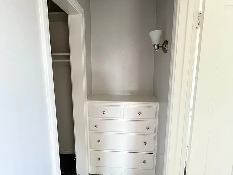 1147 Broad Ave — Photo 11