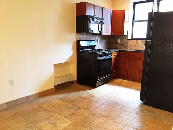 2nd image of 30-24 38th St #2B
