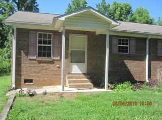 156 Baker Ln, Lexington, NC 27295