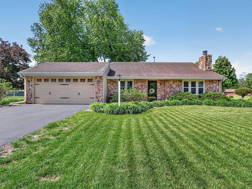 1st image of 148 Sandhurst Dr
