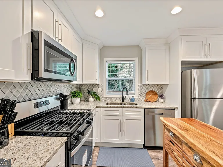 3590 Ponderosa Ln — Photo 7