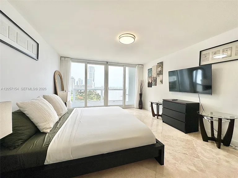 1717 N Bayshore Dr #A-1534 — Photo 11