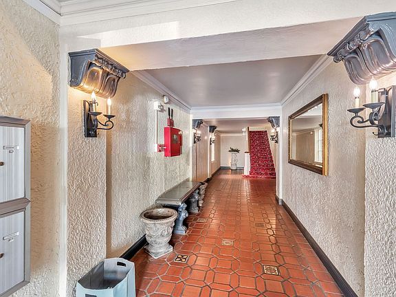 3rd image of 3366 Pierce St APT 203