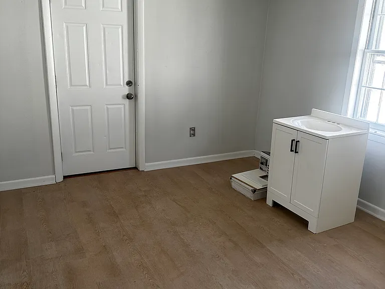 43 Front St #2 — Photo 7