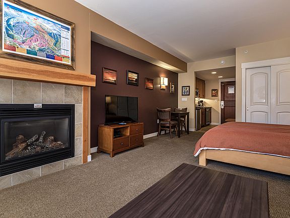 3rd image of 580 Winter Park Dr #4445
