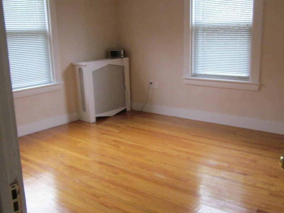 2nd image of 76 Harrison Ave