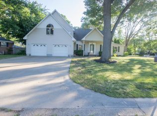 609 3rd St, Muskegon, MI 49445