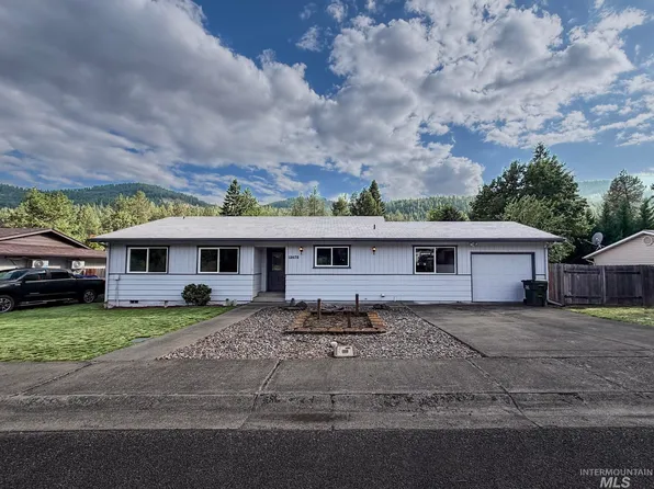 12470 Vista Ave, Orofino, ID 83544