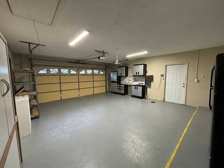 116 Holmes Pl — Photo 18