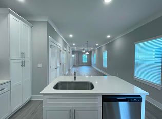 186 Date Palm Ln #416, Freeport, FL 32439