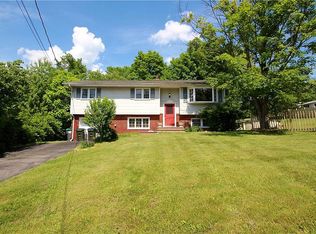 23 Dallas Dr, Monroe, NY 10950