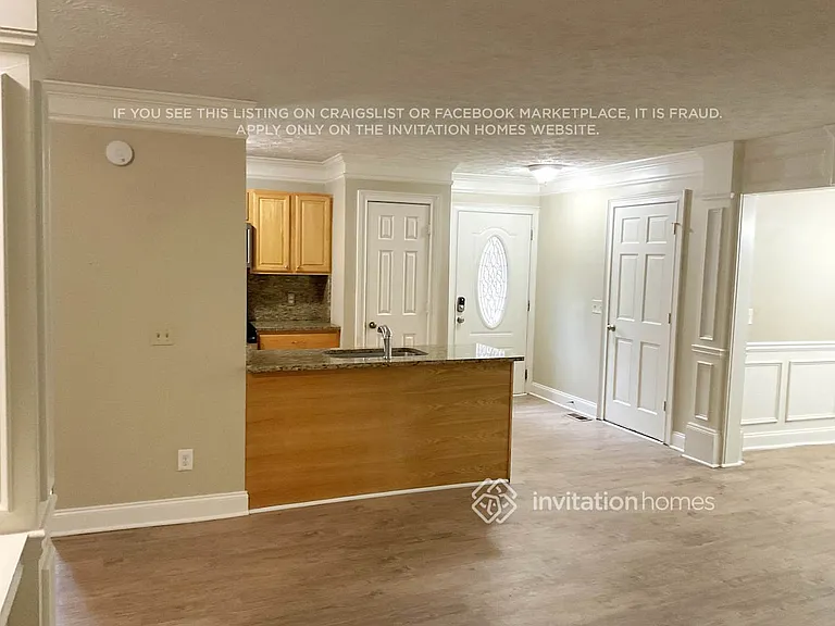 255 Robbie Ln SW — Photo 4