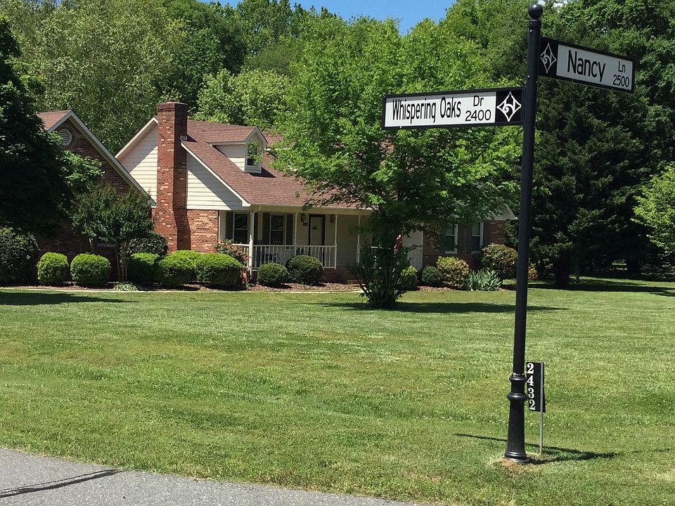 2nd image of 2432 Nancy Ln