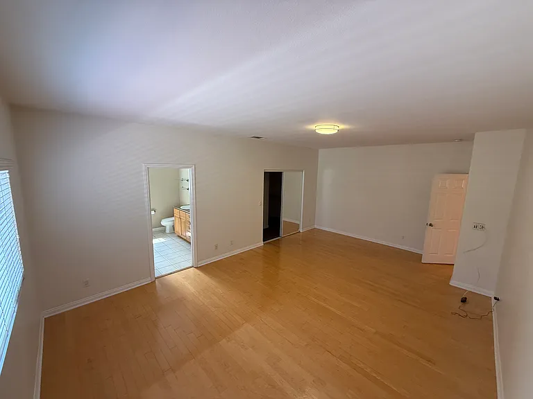 large master bedroom