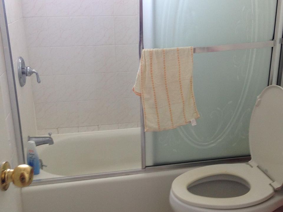 1st image of 1427 S 6th St Floor 3